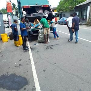 අක්මීමන කොටීඨාශය තුළ රාජ්‍ය ආයතන හා මහජන සහභාගීත්වයෙන් ඩෙංගු මර්ධන සතියට  සමගාමීව  නිවෙස් පරීක්ෂාව
